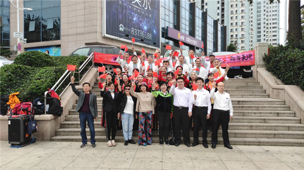 大港街道青海路社區(qū)以“資源共享”實現(xiàn)“雙向服務” 攜手網格治理合伙人共慶祖國七十一周年華誕