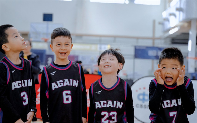 守護少年夢，共筑中國夢！國壽壽險#運動少年微笑征集令#活動引爆網(wǎng)絡(luò)